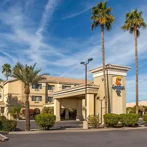 Comfort West At 27th Ave And I-i0 Hotel